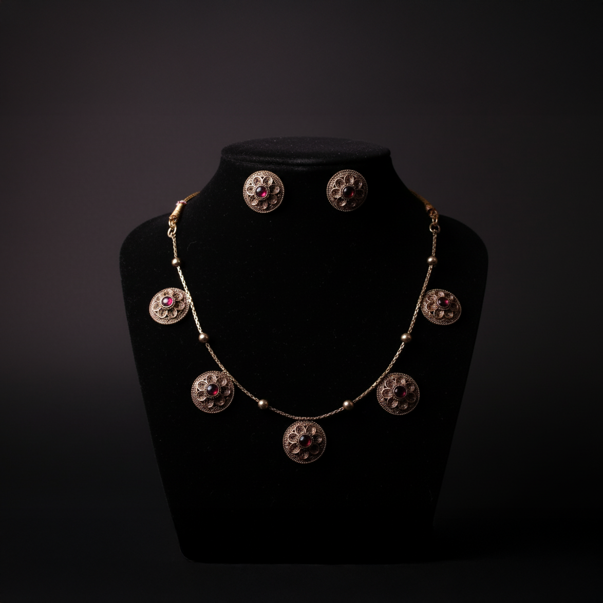 Traditional Necklace Red
