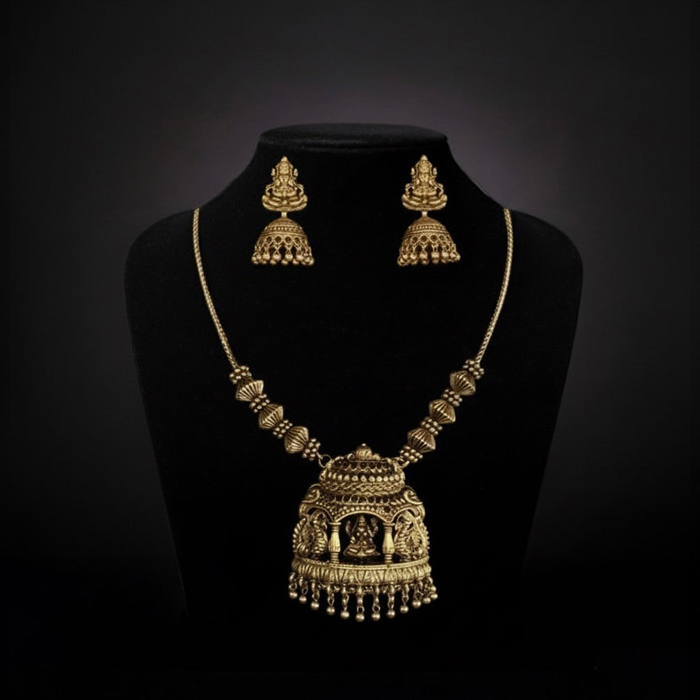 Lakshmi Temple Haram Set